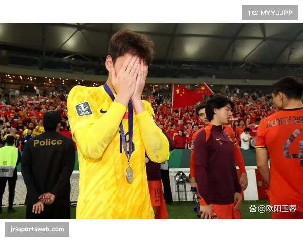 青岛西海岸1-1战平辽宁铁人，升班马客场取宝贵一分